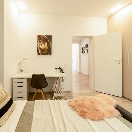 Ideal Stay: Spacious 2Br Apt Near Calea Victoriei Bukurešť Exteriér fotografie