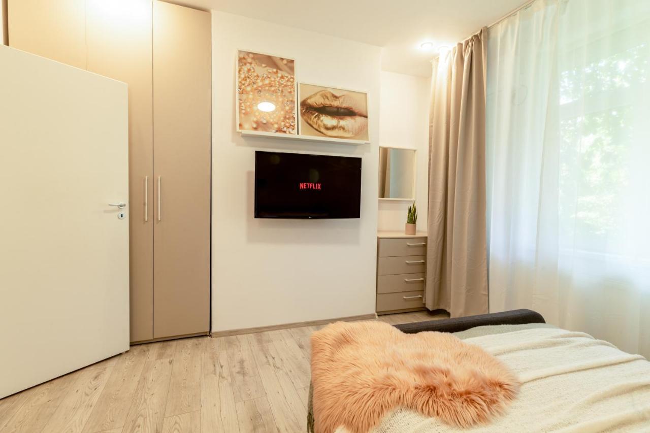 Ideal Stay: Spacious 2Br Apt Near Calea Victoriei Bukurešť Exteriér fotografie