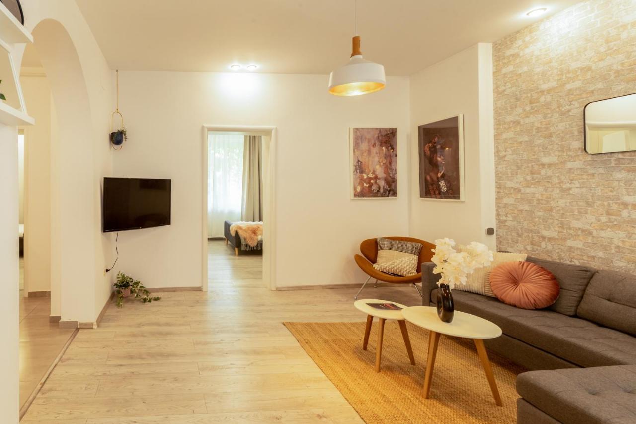 Ideal Stay: Spacious 2Br Apt Near Calea Victoriei Bukurešť Exteriér fotografie