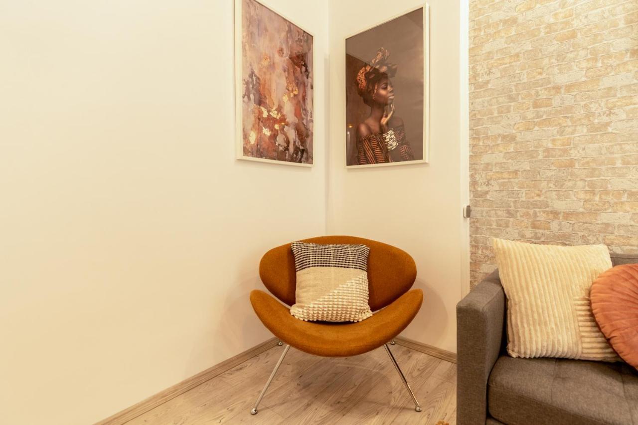 Ideal Stay: Spacious 2Br Apt Near Calea Victoriei Bukurešť Exteriér fotografie
